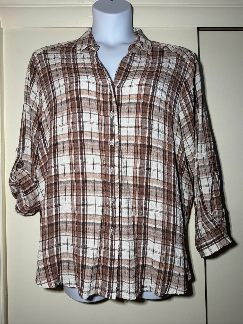 Relaxed Brown Plaid Tab Sleeve Button-Up Shirt - Women's Top Size 1X